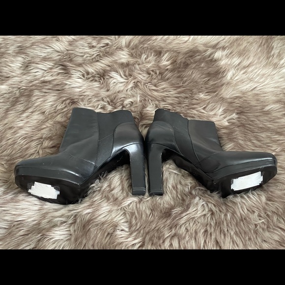 Via Spiga Leather Platform Bootie Size 10.5 M - Picture 3 of 12